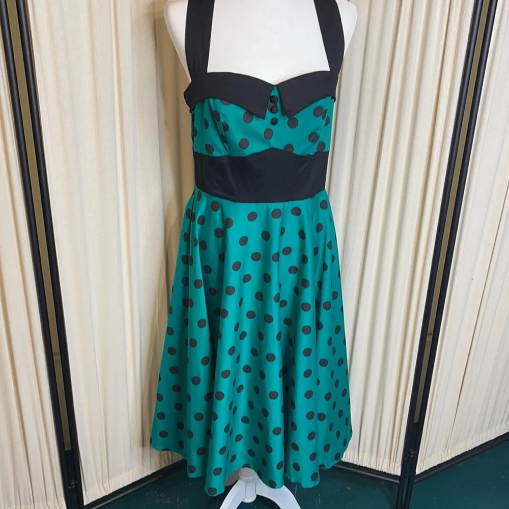 πHPπNWT- HELL BUNNY VIXEN GREEN & BLACK HALTER PINUP DRESS SIZE LARGE - Picture 3 of 15